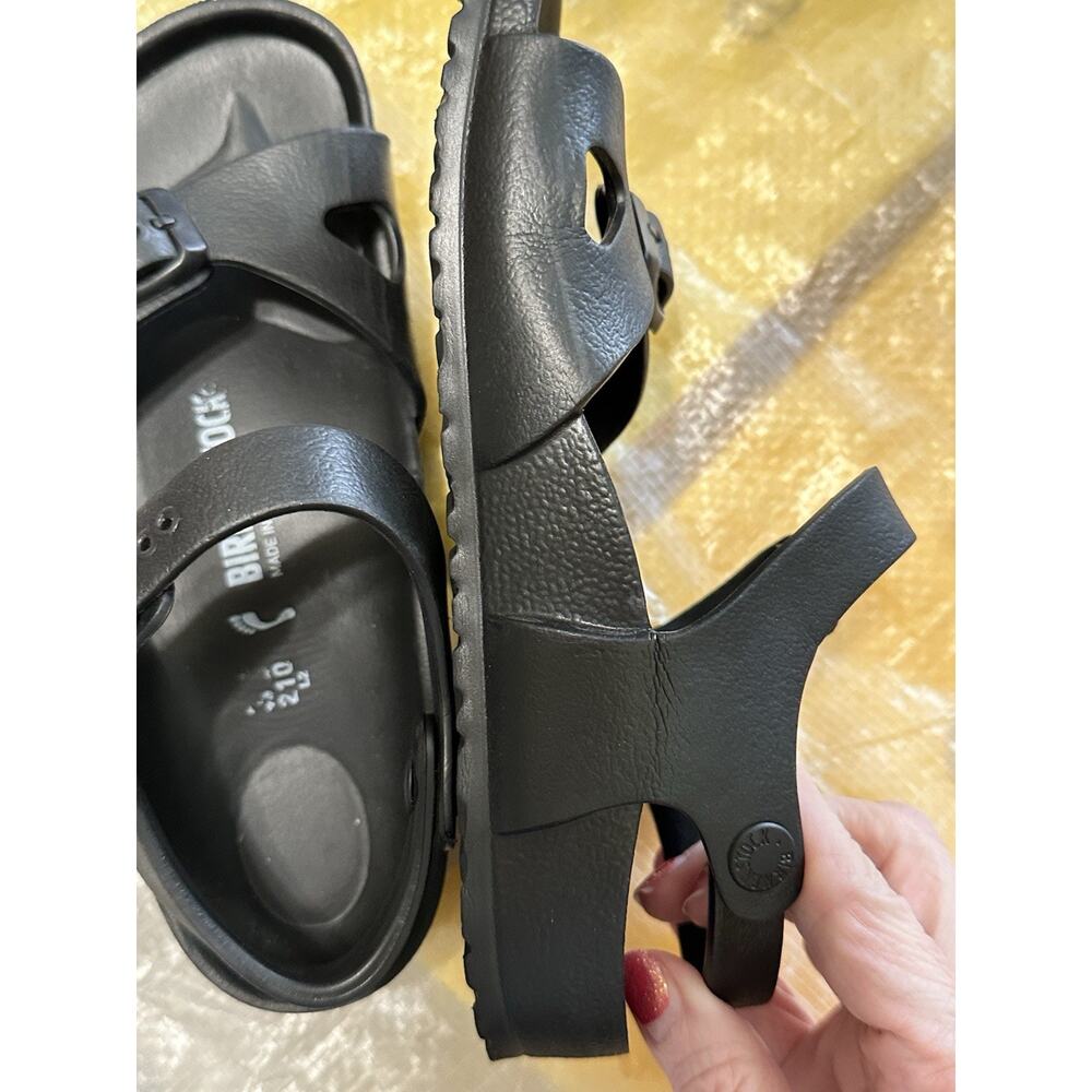Birkenstock Mogami Black Kids Unisex Sz 33 Narrow EUC - Picture 7 of 7